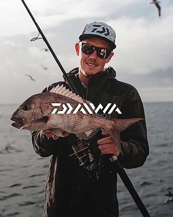 <i>WorldWide Fishing</i><b>Şimdi Keşfet</b>